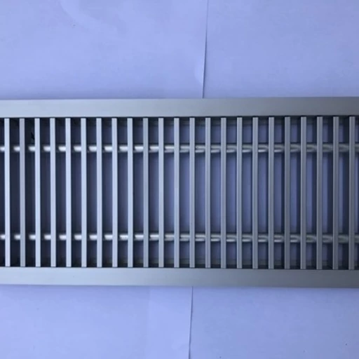 Ventilationsgaller i aluminium 400 x 150 mm